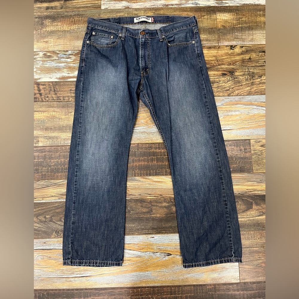 Levi’s Slim Straight 514 Jeans
